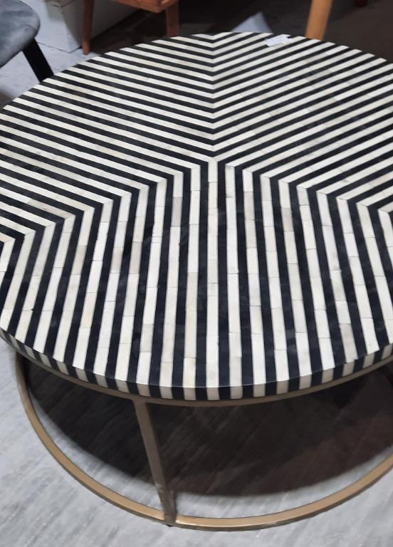 Matt blatt round coffee table hot sale