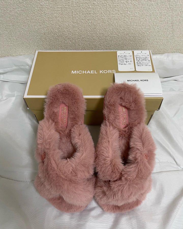 Michael kors discount pink fur slippers