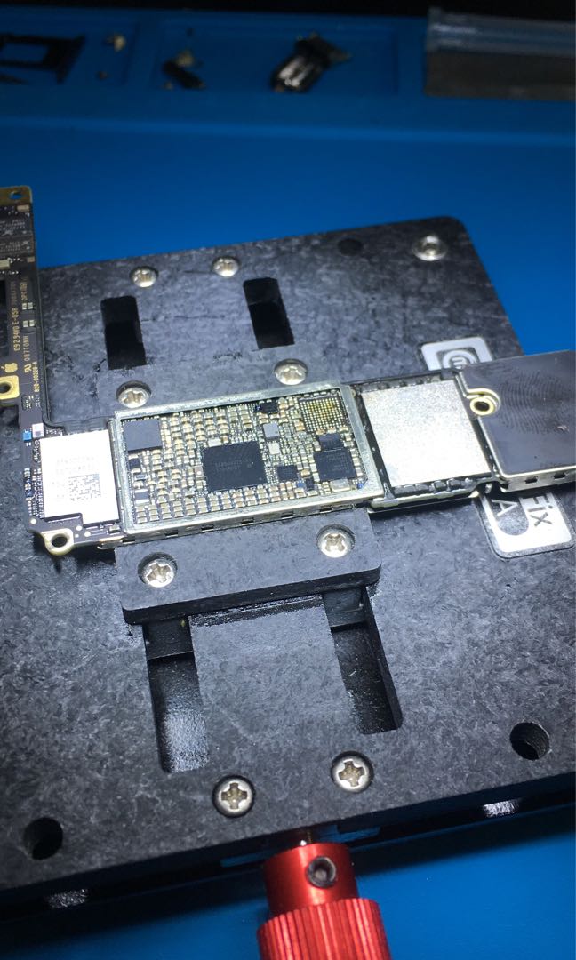 Professional mobile phone repair, screen replacement, motherboard repair on site, no waiting required62863124764803113