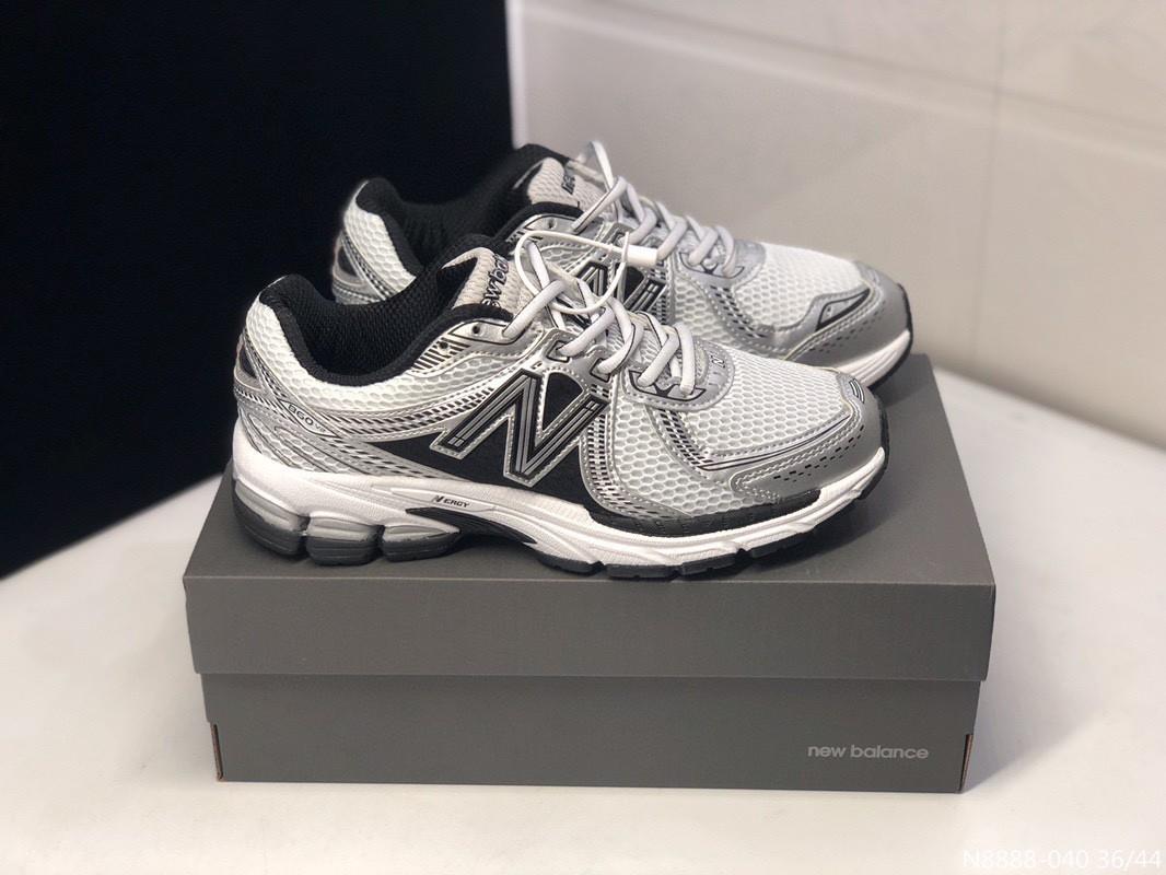 New Balance ML860 XD Carousell