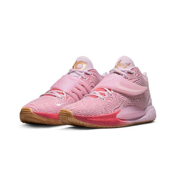 Kyrie aunt pearl hot sale