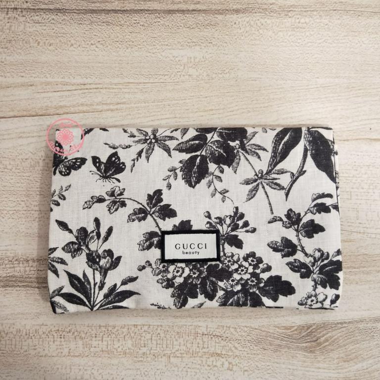 100% Gucci beauty pouch bag, Women's Fashion, Bags & Wallets, Purses &  Pouches on Carousell