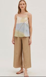 (Category: ) located in . Submitted by clearmawardrobe (Listing ID 1164365417, Image 1). Description: .
