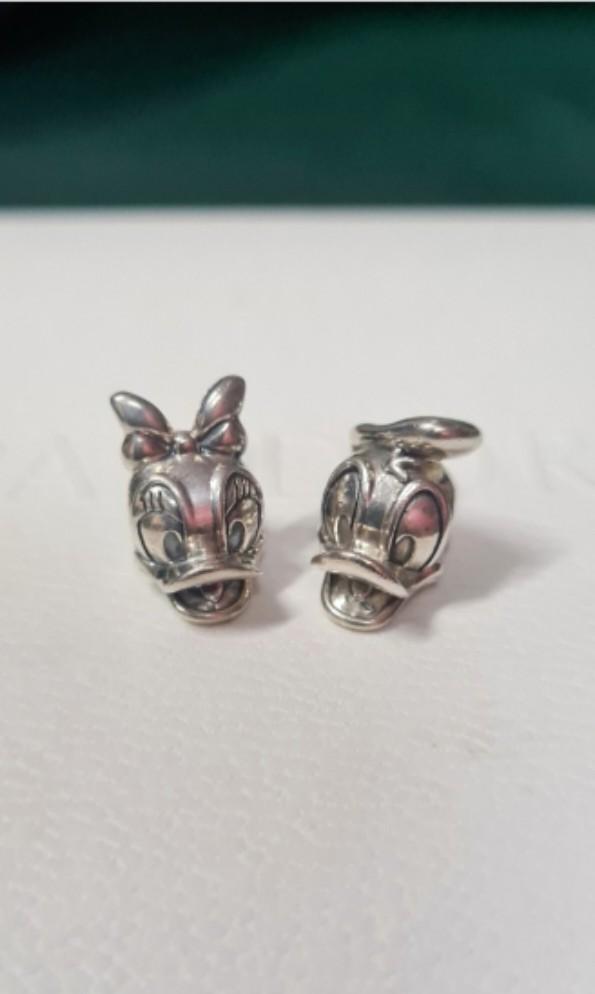 Donald duck pandora charm sale uk