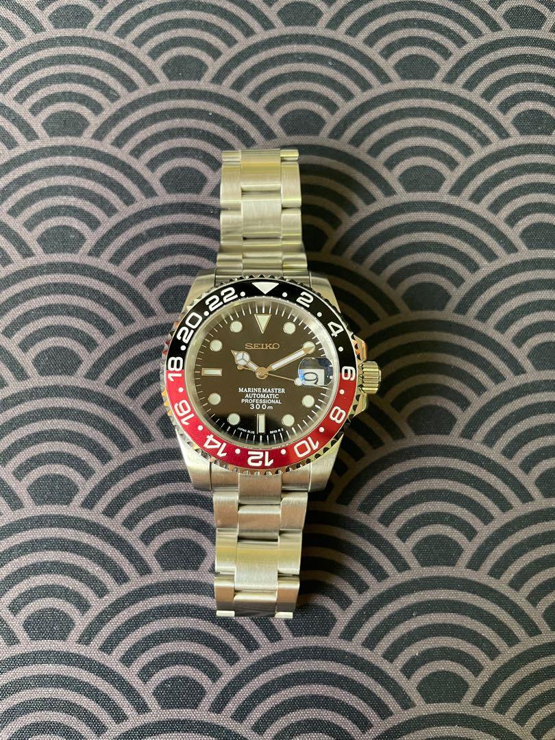 Seiko Custom Mod “GMT Master II Coke” 40mm case, Men's Fashion, Watches &  Accessories, Watches on Carousell