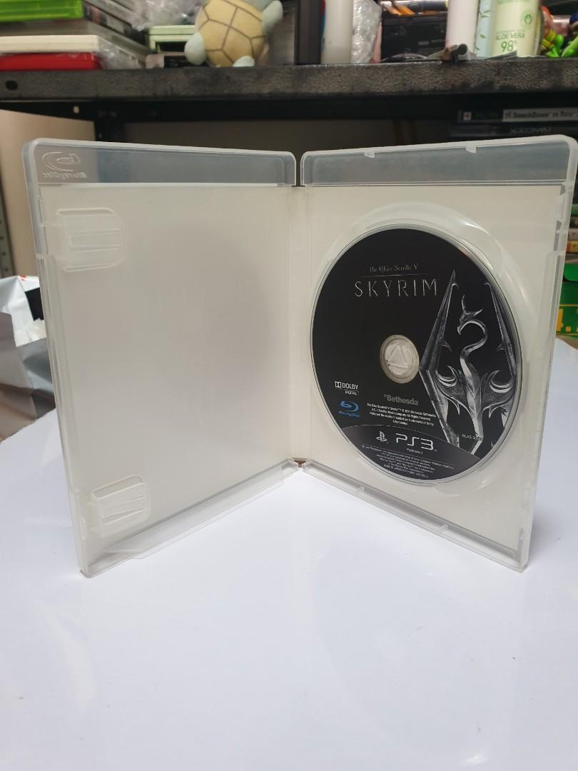 Skyrim The Elder Scrolls (Sony Playstation 3) (Category: PlayStation) located in Quezon City. Submitted by itemsforadoption (Listing ID 1164405838, Image 3). Description: Rfs: Its 2022! Happy New Year. Now is a time to be joyous and declutter. And I'm doing just that this season. The Elder Scrolls V: Skyrim is an action role-playing video game developed by Bethesda Game Studios and published by Bethesda Softworks. Skyrim is in good working condit