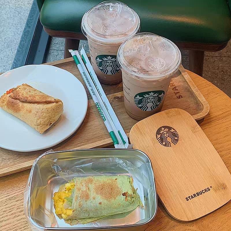 Starbucks bento box, Furniture & Home Living, Kitchenware & Tableware