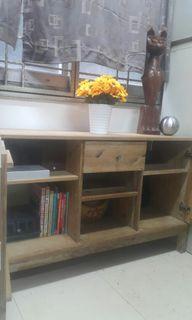 Vintage solid Pine wood Cabinet. L:118cm x W:38cm x H:73cm.