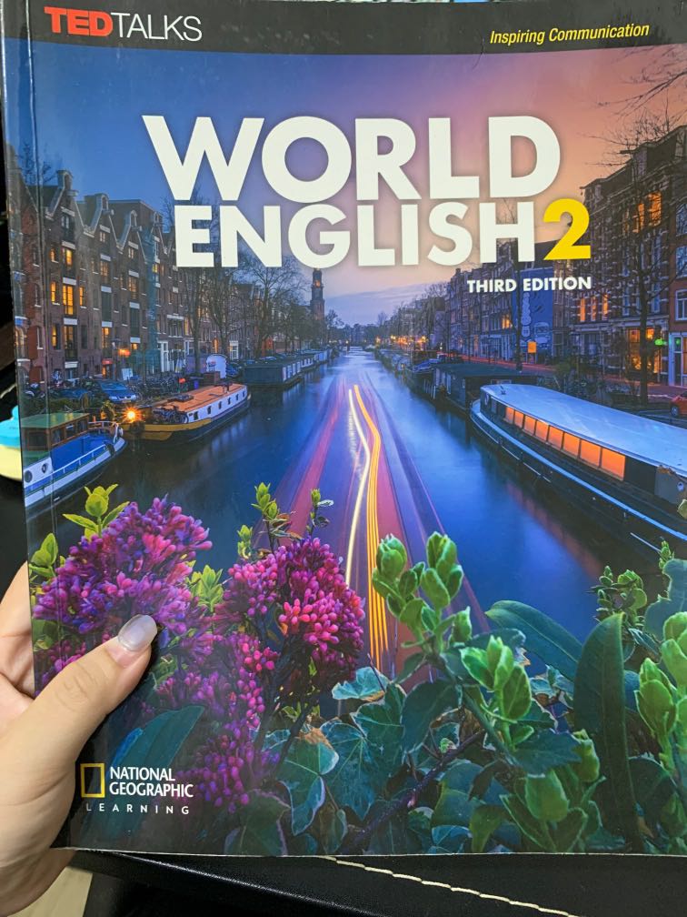 world english 2課本, 圖書, 書籍在旋轉拍賣