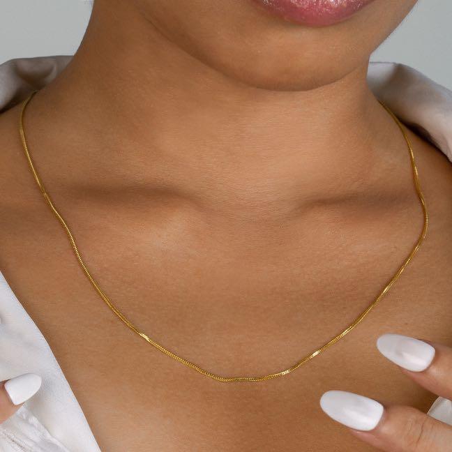 18k Saudi gold Fine Fox necklace chain, Women's Fashion, Jewelry