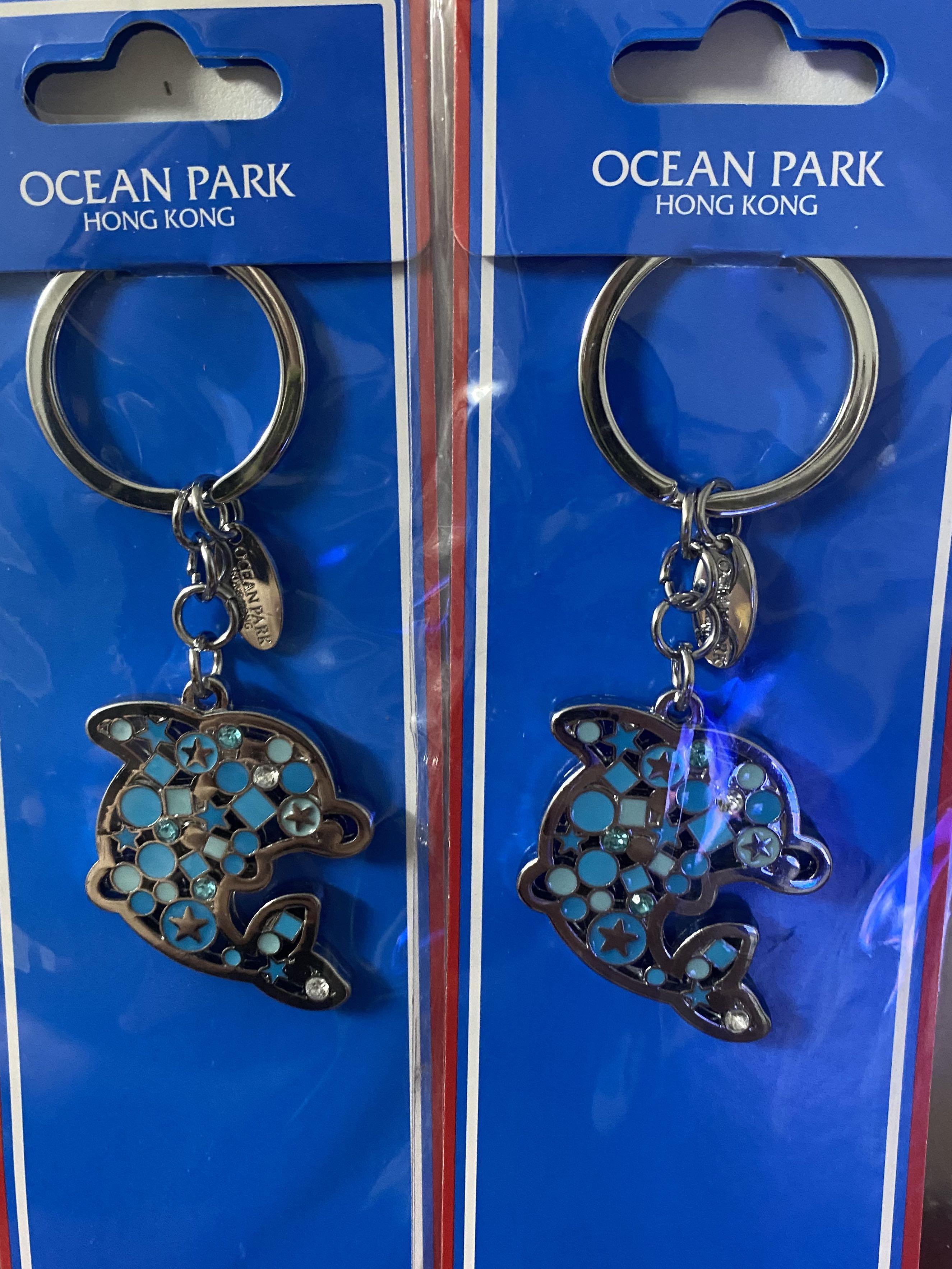 海洋公園海豚鎖匙扣, 興趣及遊戲, 玩具& 遊戲類- Carousell