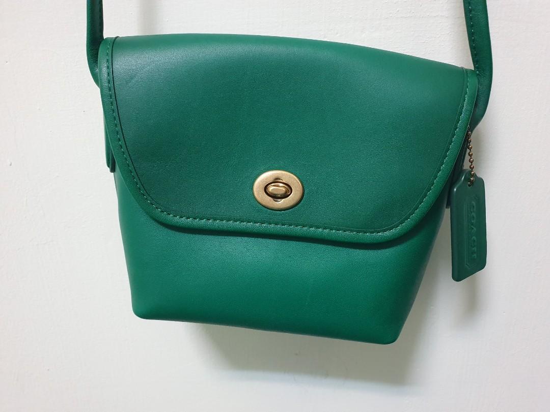 COACH ORIGINAL TURNLOCK POUCH