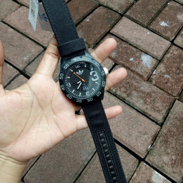 ADIDAS Newburgh Black Round Dial Analog Men s Watch ADH3157 Men s Fashion Watches Accessories Watches on Carousell