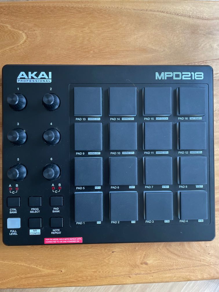 akai mpd218 pad controller