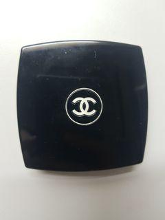 Authentic Chanel Eye shadow Palette