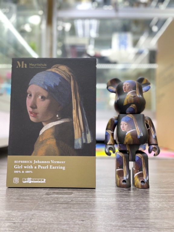 Bearbrick Johannes Vermeer (Girl with a Pearl Earring) 100% 400