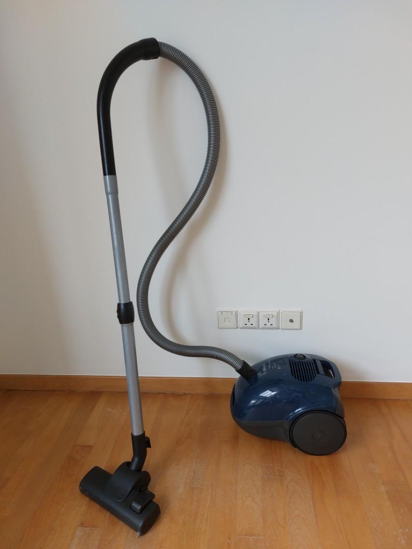 Bosch HEPA 2000W, TV & Home Appliances, Vacuum Cleaner & Housekeeping