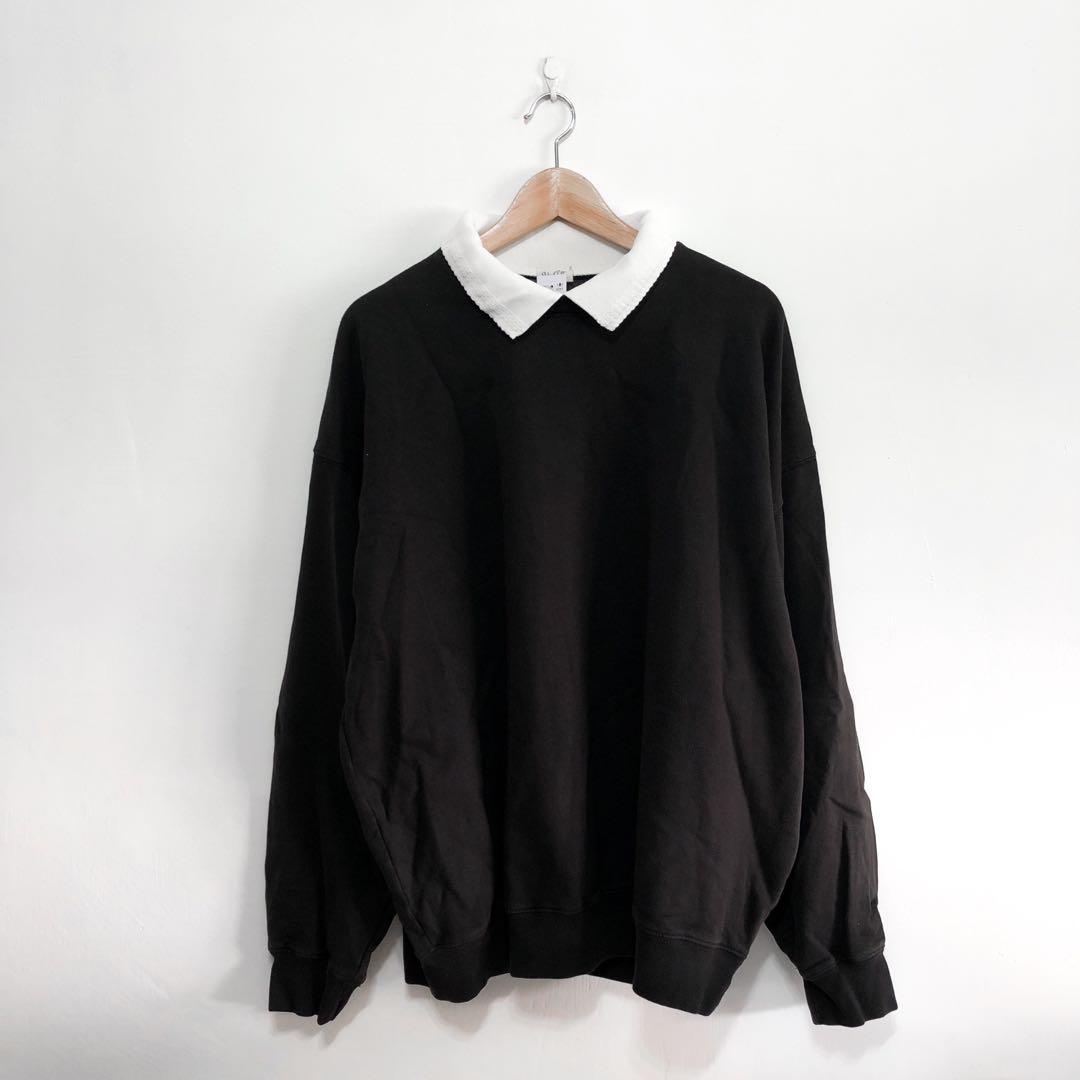 White shop collar sweatshirt