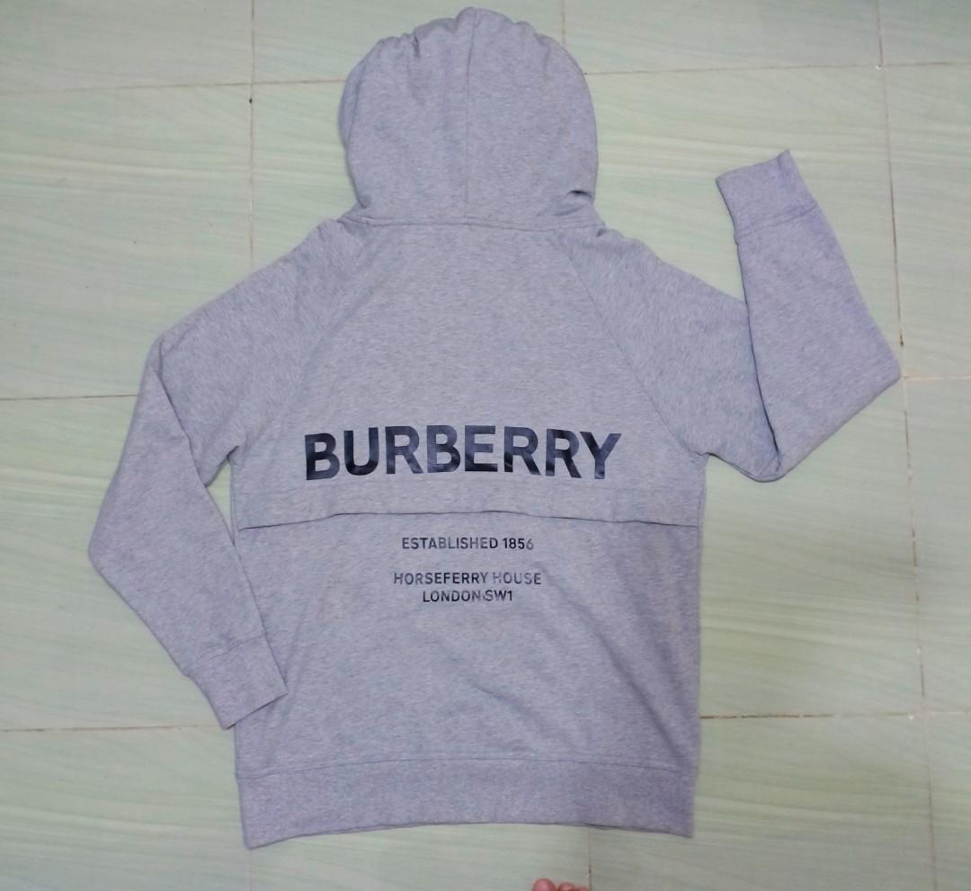 BURBERRY HOODIE ARCHFORD GRIGIO, Luxury, Accessories on Carousell