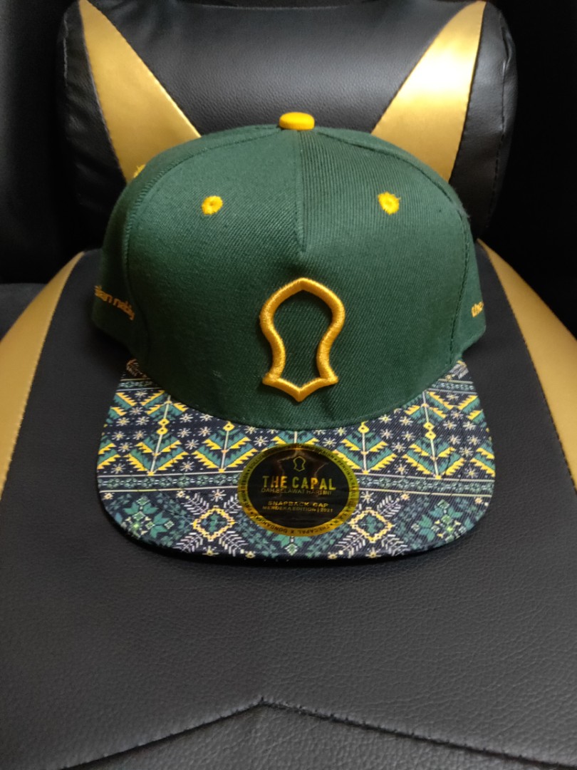 Capal Premium Snapback, Men's Fashion 