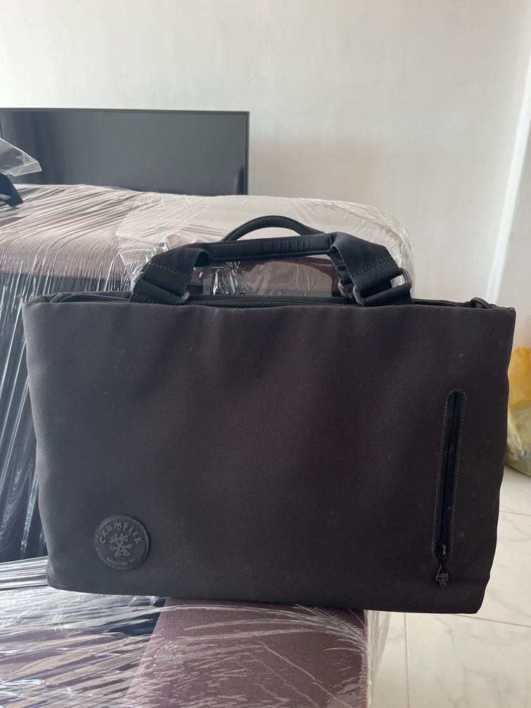 Crumpler Laptop Bag, Men's Fashion, Bags, Sling Bags on Carousell