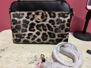 (Category: ) located in . Submitted by JAPANBAGS05 (Listing ID 1169753406, Image 1). Description: .