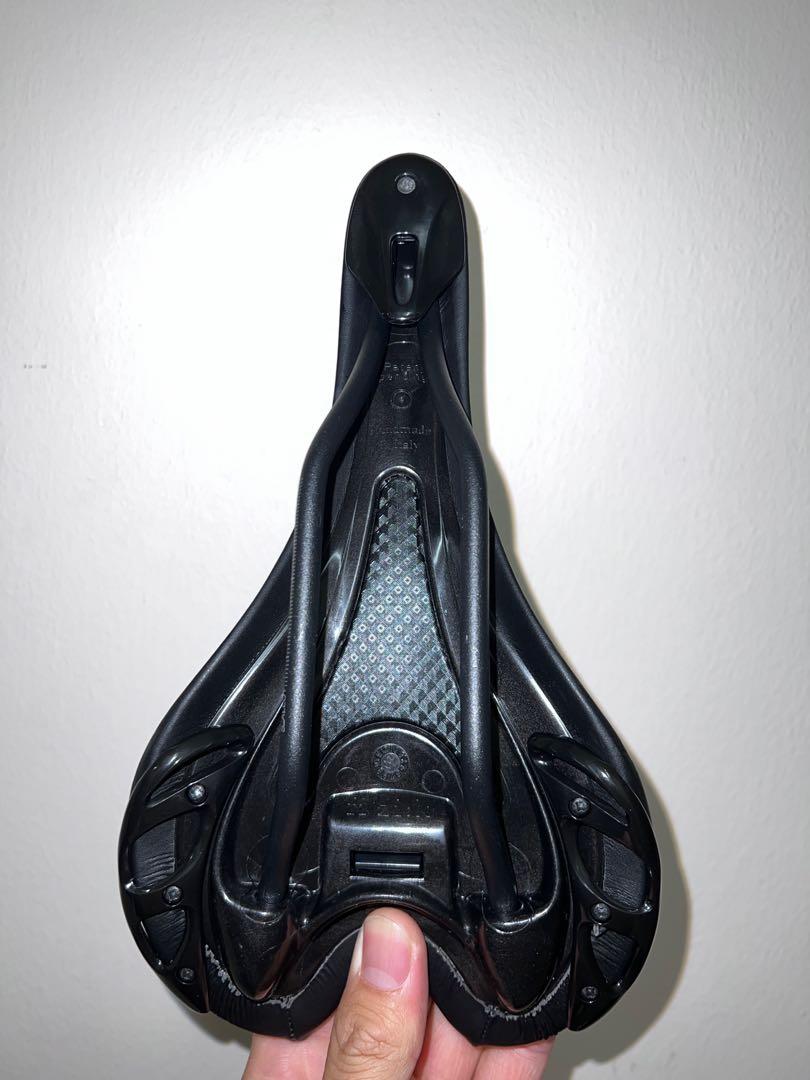 fizik aliante carbon rails