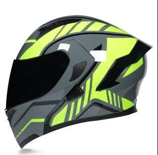 Grey with Yellow Green Stripes Flip Up Modular Pista Tail Lip Fin Full Face Motorcycle Motorbike Bike Helmet with Double Inner Lens