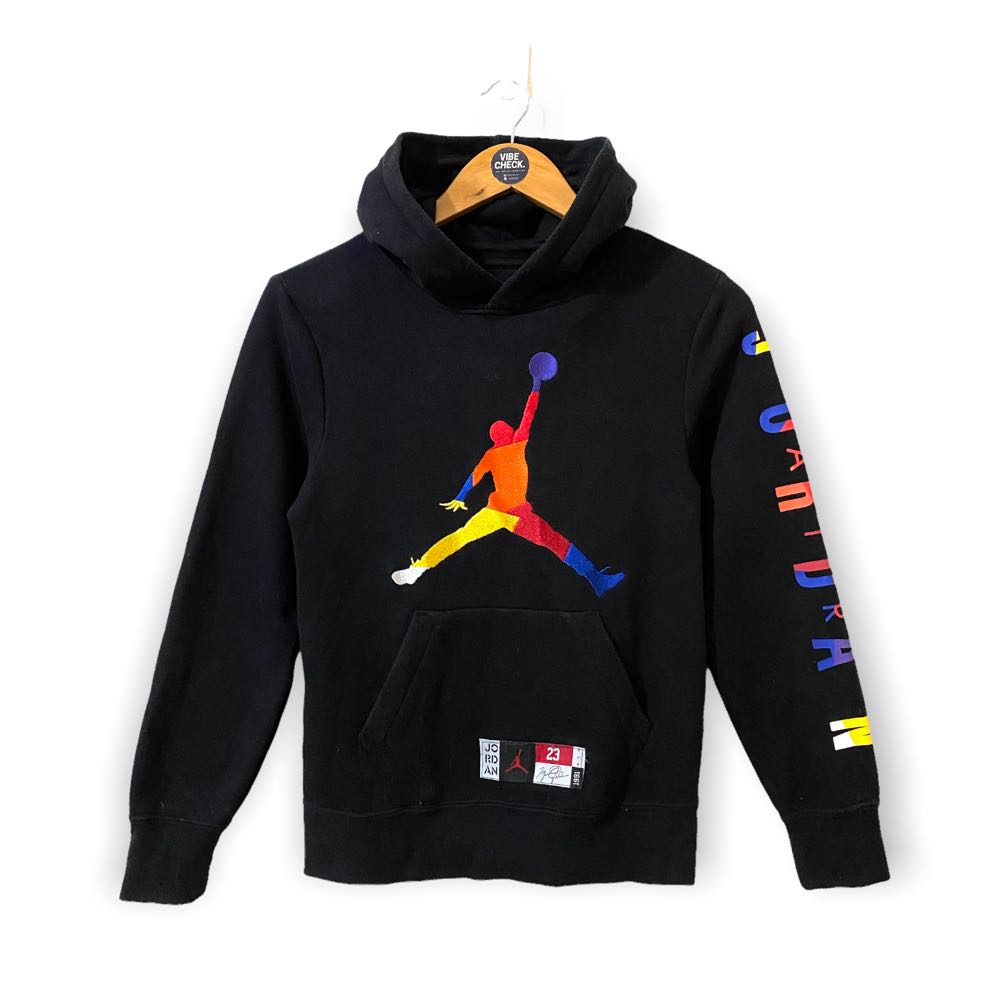 Jordan hotsell hoodie rainbow