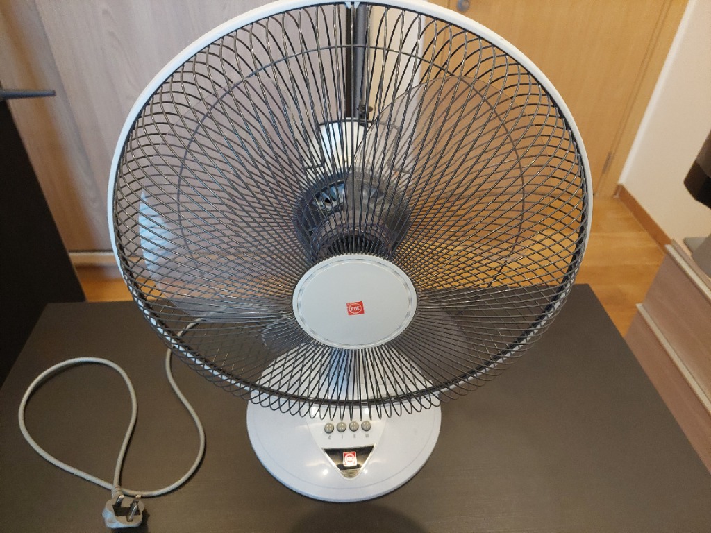 KDK Table Fan KB404 (40cm/16"), Furniture & Home Living, Lighting & Fans, Fans on Carousell