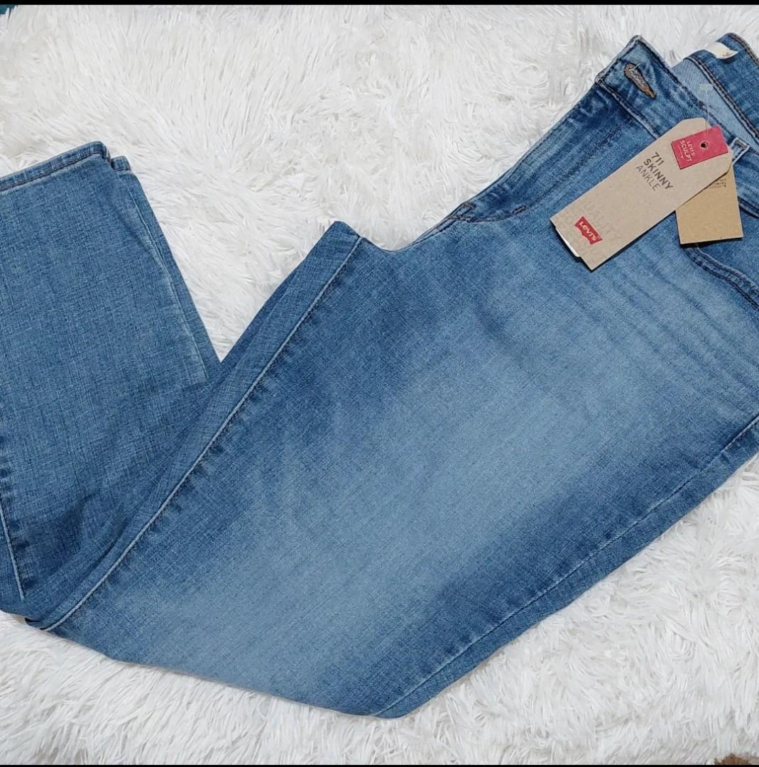 Levi's 711 Skinny Ankle Mid Rise Slim Through Hip and Thigh W34, Women's  Fashion, Bottoms, Jeans on Carousell