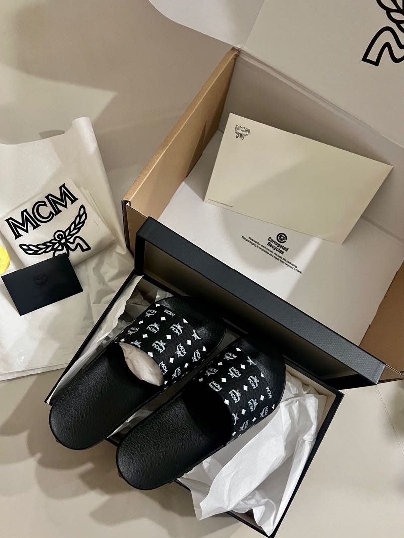 Mcm women's monogram print rubber deals slides