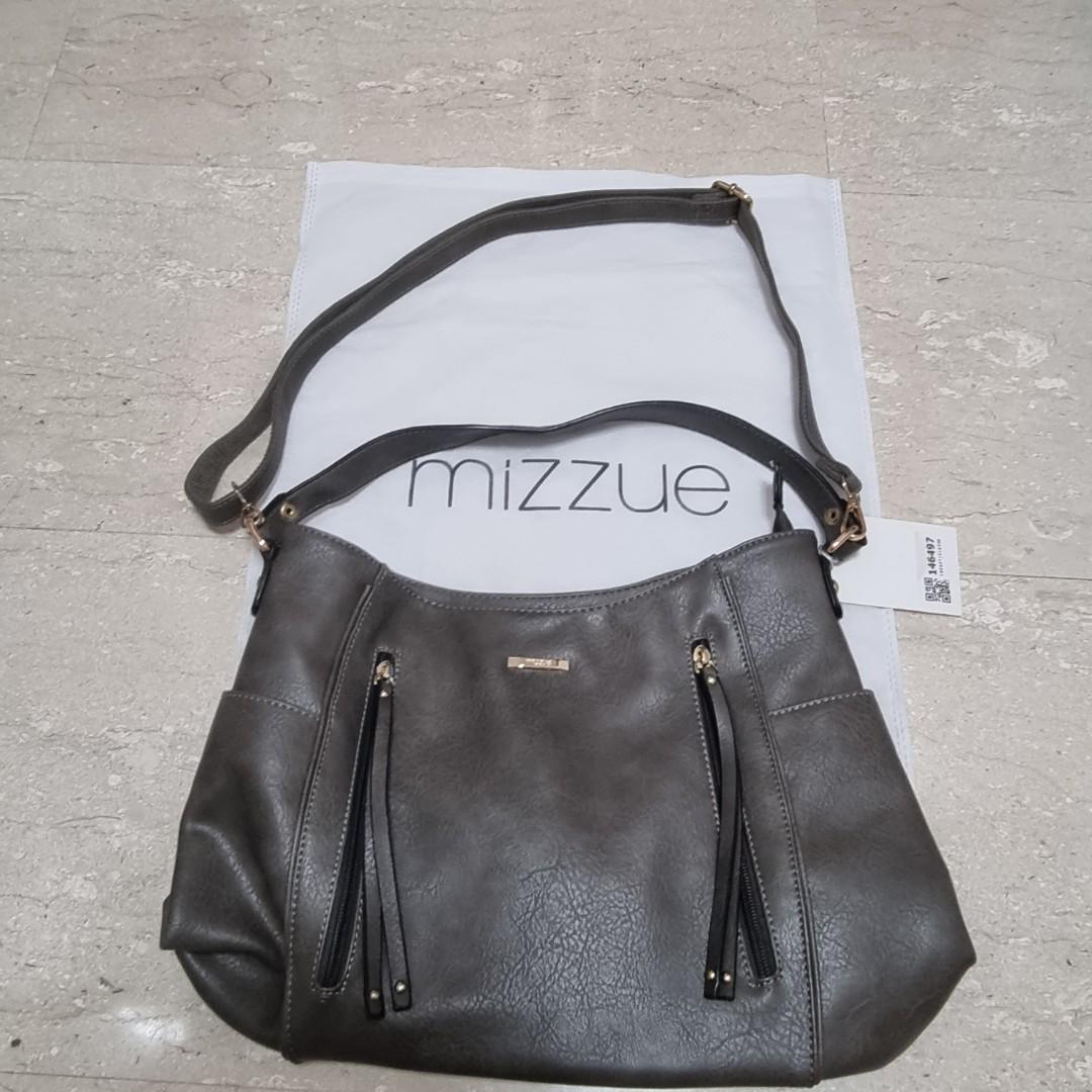 Mizzue sling bag clearance