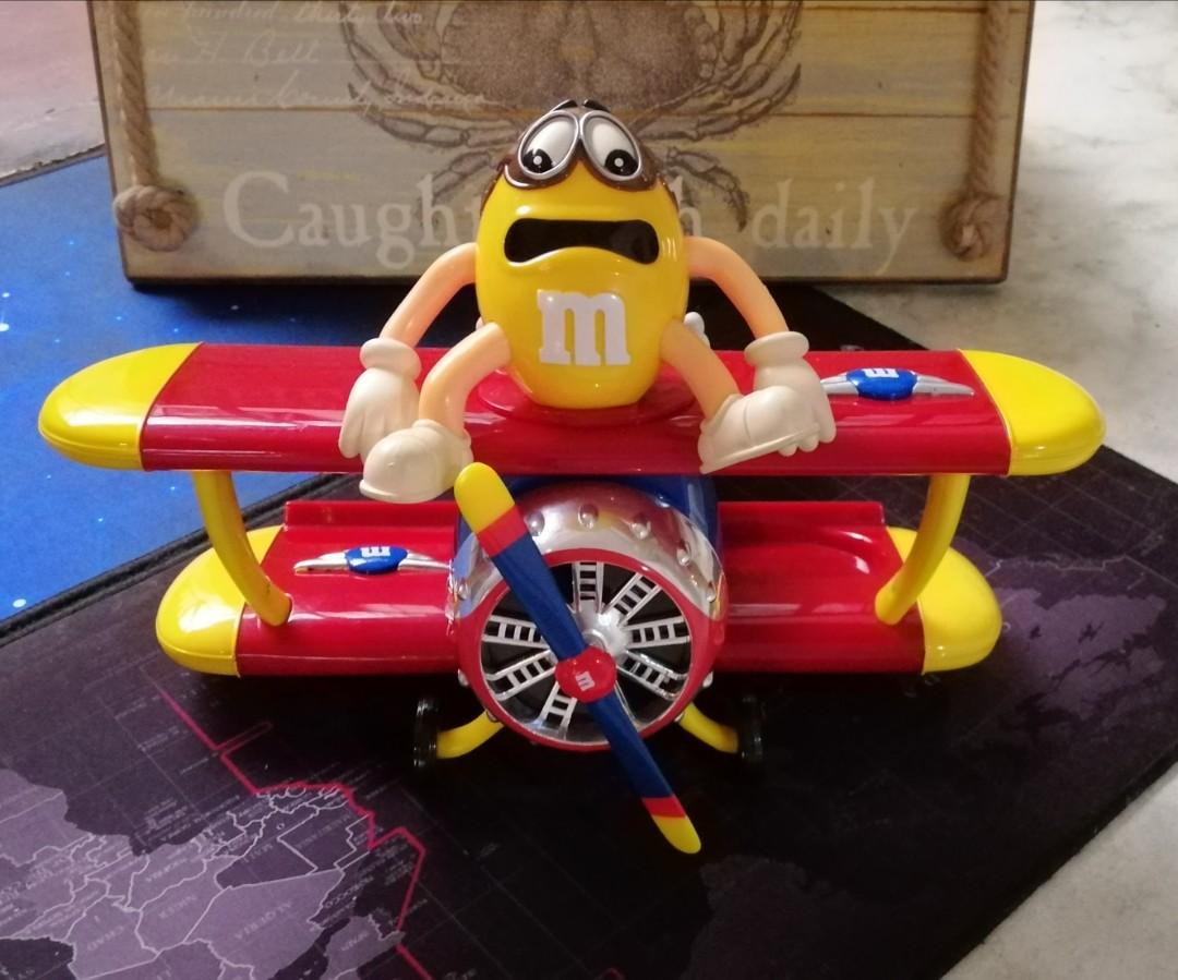 M&Ms Collectible Airplane Dispenser (Category: Vehicle & Diecast Models) located in Paranaque City. Submitted by rozin014 (Listing ID 1169640381, Image 1). Description: -Never used M&M Candy Dispenser -In Good condition -Trademark Yellow and Red M&M characters Payment method : GCash /BDO /BPI.