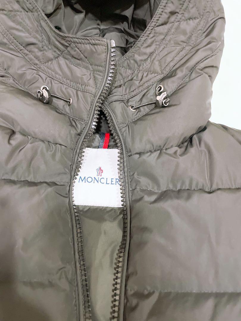 moncler nesea, 她的時尚, 外套及戶外衣服在旋轉拍賣