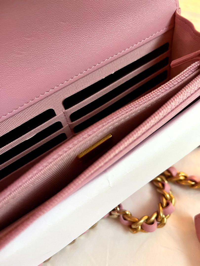 Chanel 19 flap wallet - Shiny lambskin, gold-tone, silver-tone &  ruthenium-finish metal, light pink — Fashion