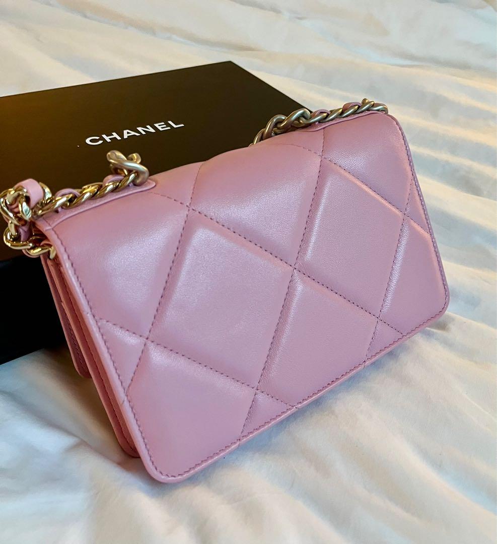 silver chanel pink
