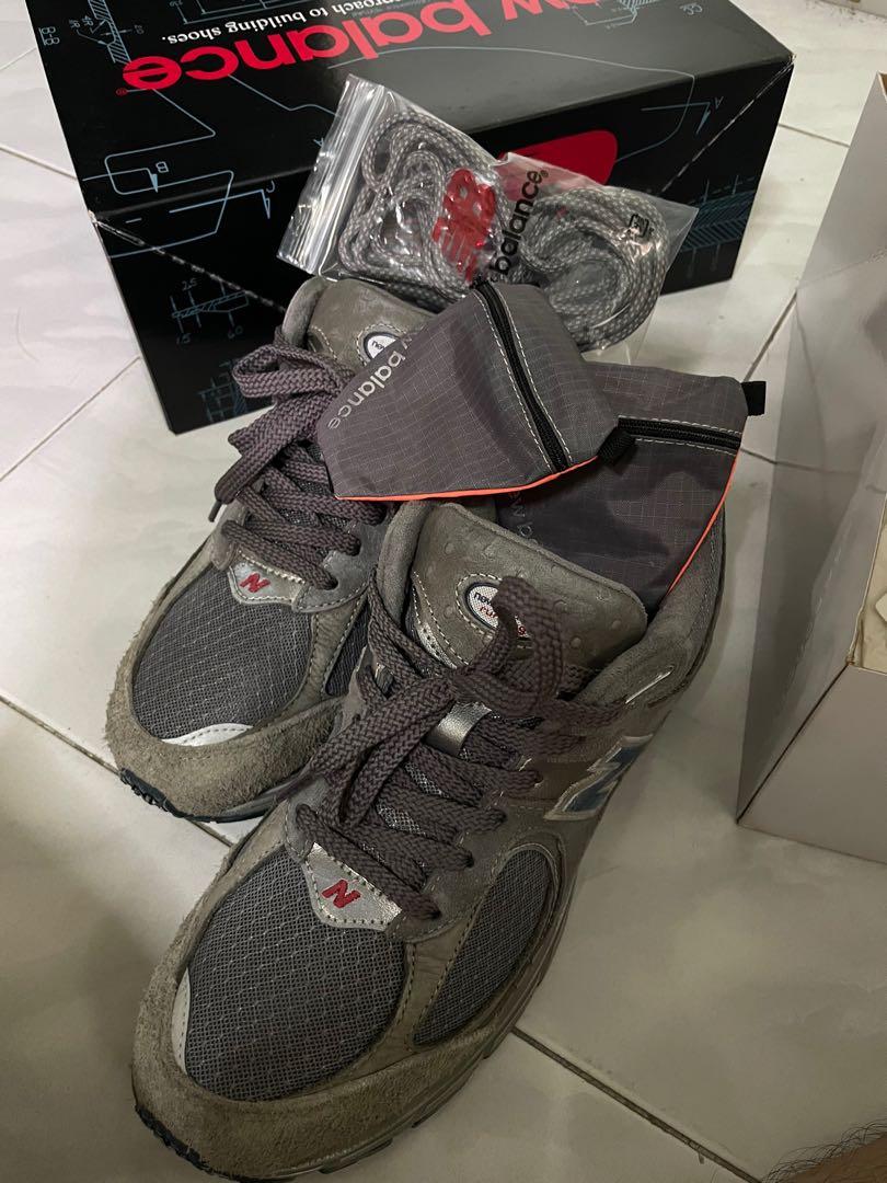 New Balance 2002r Castlerock/natural indigo, Men's Fashion, Footwear,  Sneakers on Carousell