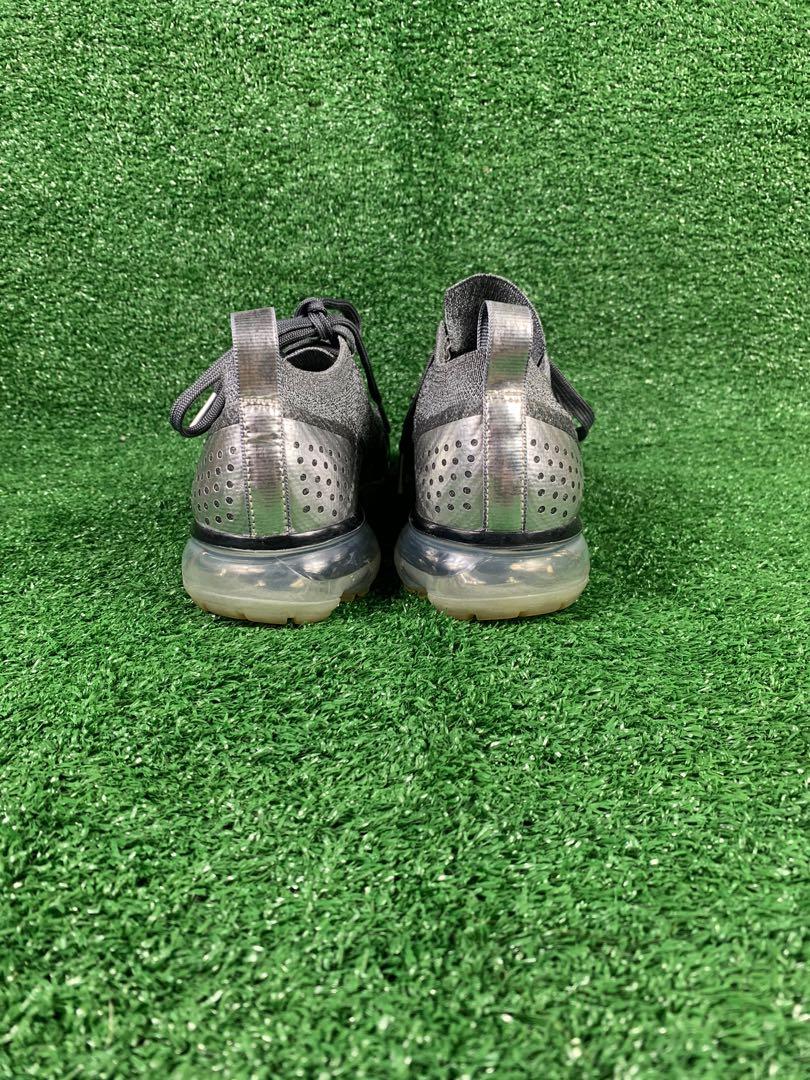 Nike air vapormax flyknit 2 deals dark grey chrome