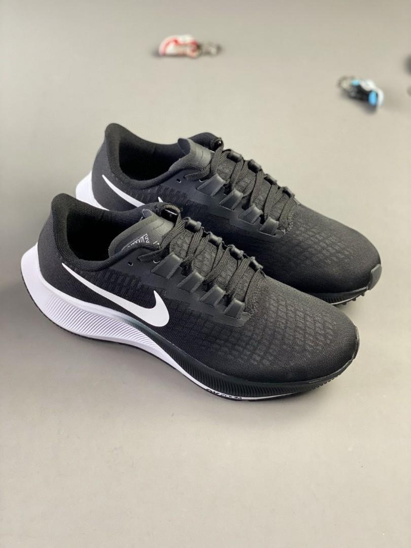 NIKE Zoom Pegasus 37 Turbo 2, 男裝, 鞋 