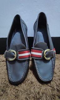 ORIGINAL BALLY LOAFERS SIZE 6 BUT FITS TO SIZE 6-7