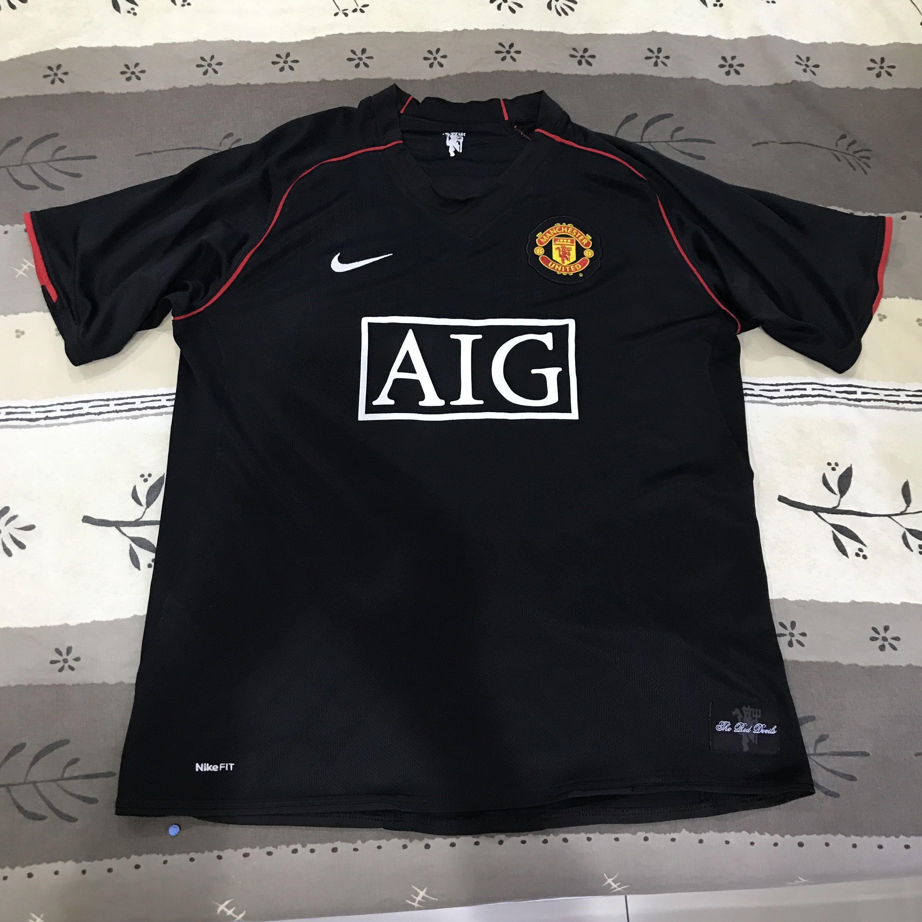 Man u top nike jersey