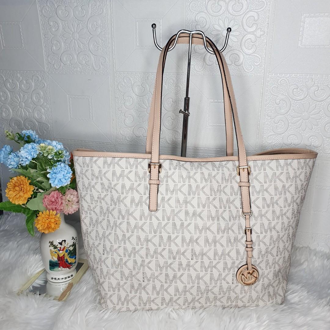 Michael kors large white tote outlet bag