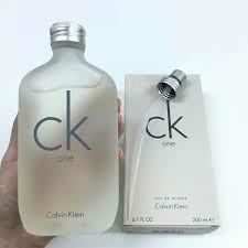 Calvin kl3in top
