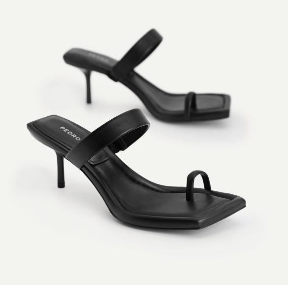 Toe loop heeled best sale sandals