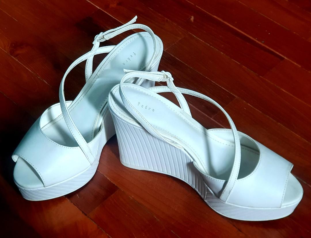 White and outlet silver wedges