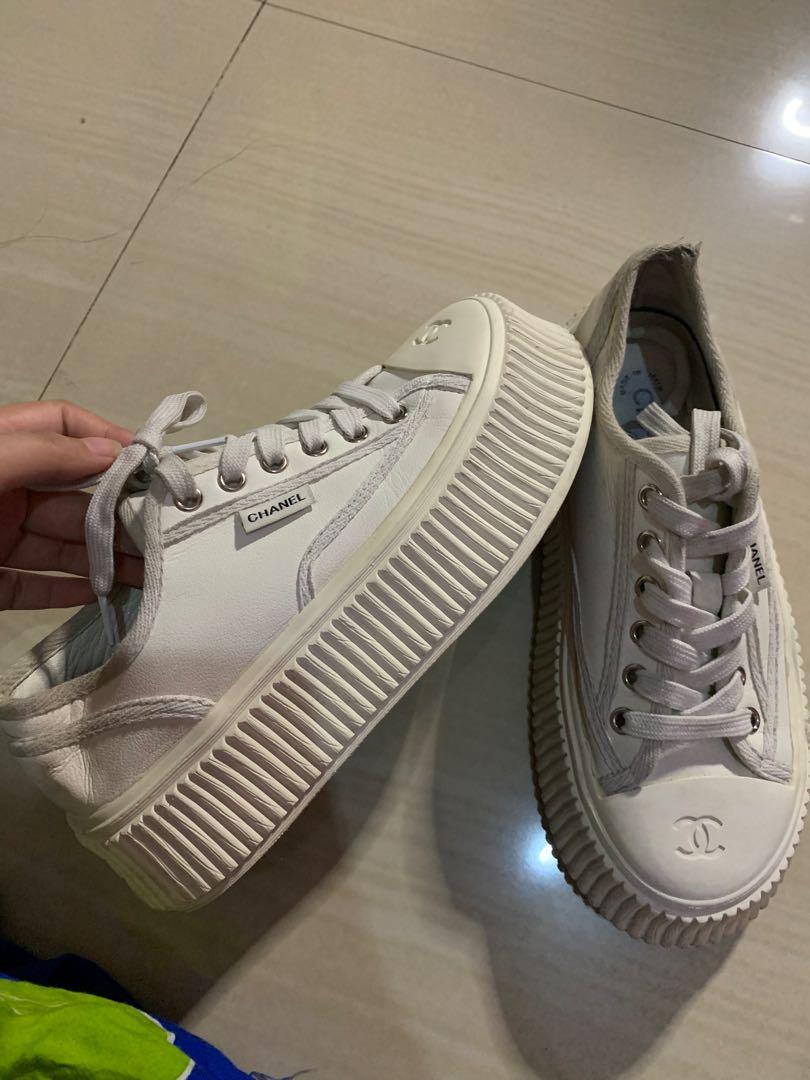 Sepatu Chanel Canvas Sneakers Chanel Platform Sneakers Chanel