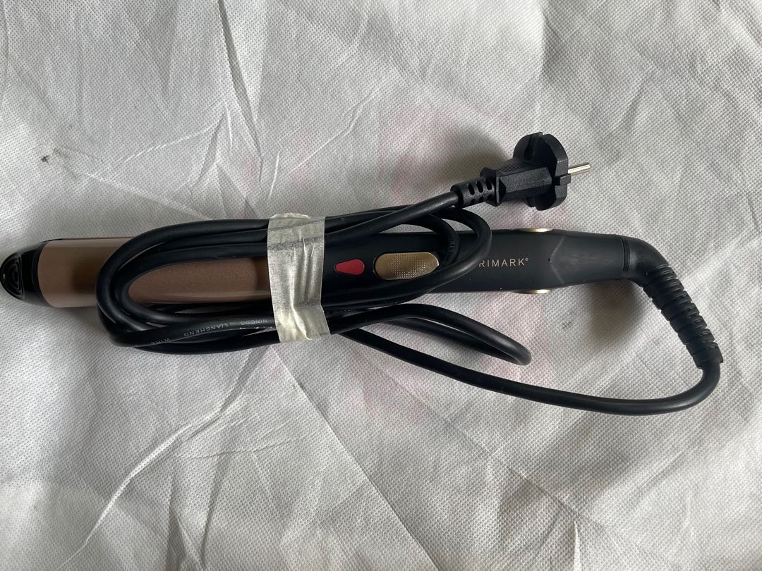 Primark hair straightener, Beauty & Personal Care, Hair on Carousell