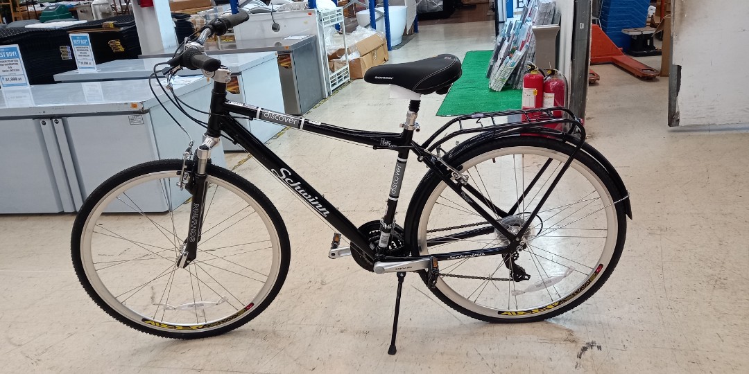 Schwinn discover 2025 hybrid bicycle
