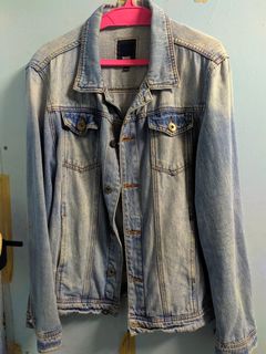 (Category: ) located in . Submitted by kitdddd (Listing ID 1169685747, Image 1). Description: .